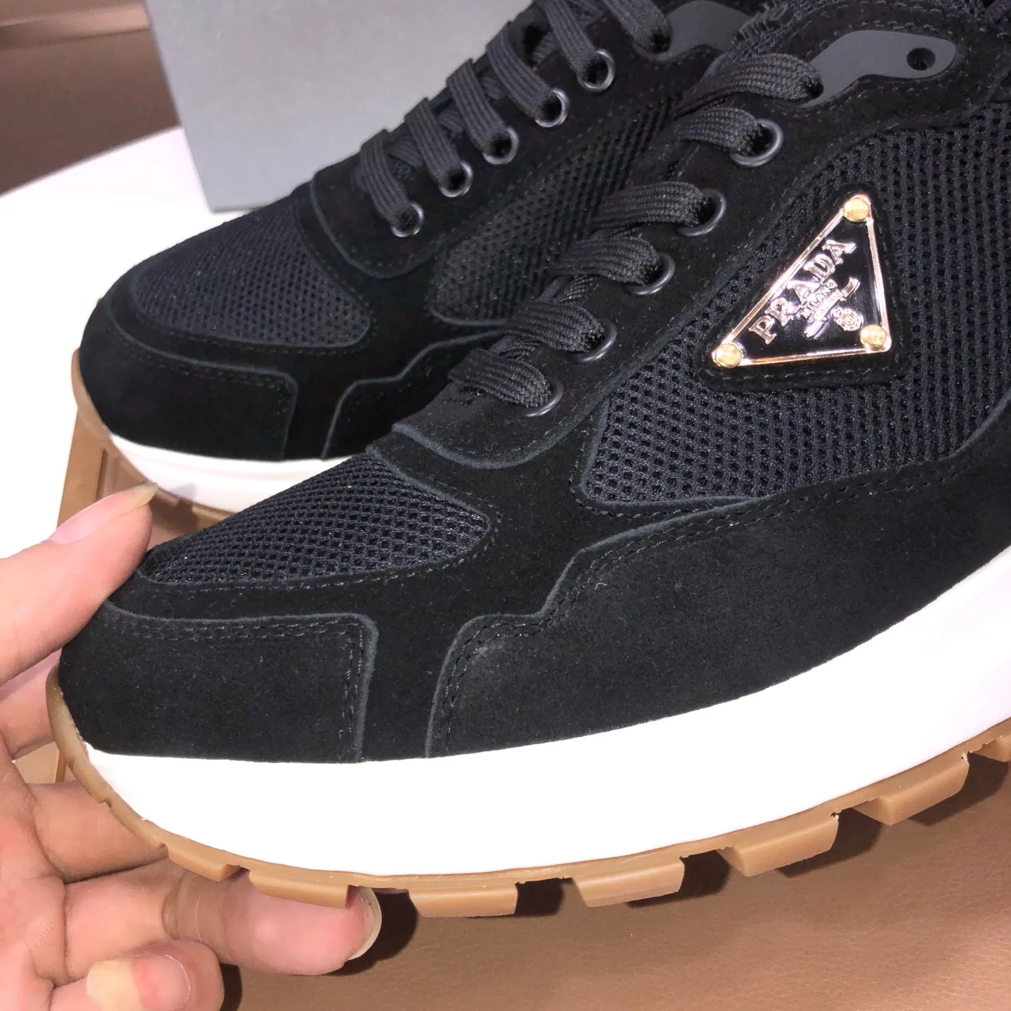 Men's shoes 💰580💰 [PRADA] Top-quality original items, new seasonal styles, high-quality original items, top-level imported calfskin and original imported glue, imported cowhide lining with original cowhide feet, original outsole! Quality guaranteed! Code 38-45 (45 customized)